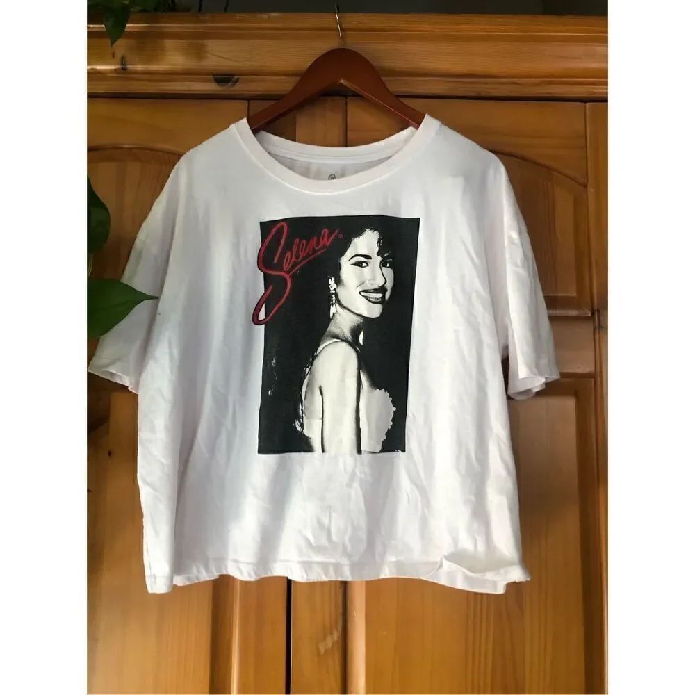 Selena Quintanilla Belly Cropped Shirt Womens white Size XXL/T
